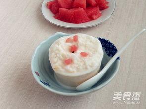 用哈密瓜牛奶做吃的视频,夏日清凉饮品新体验